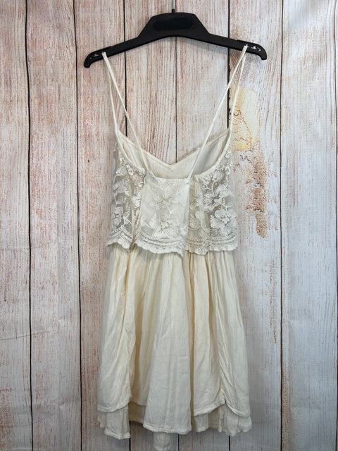 Hollister Sommerkleid creme m. Spitze Gr. S